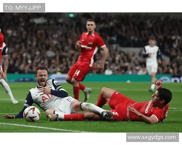 足总杯精彩对决本菲卡逆转尤文图斯引爆全场激情瞬间与十大进球回顾